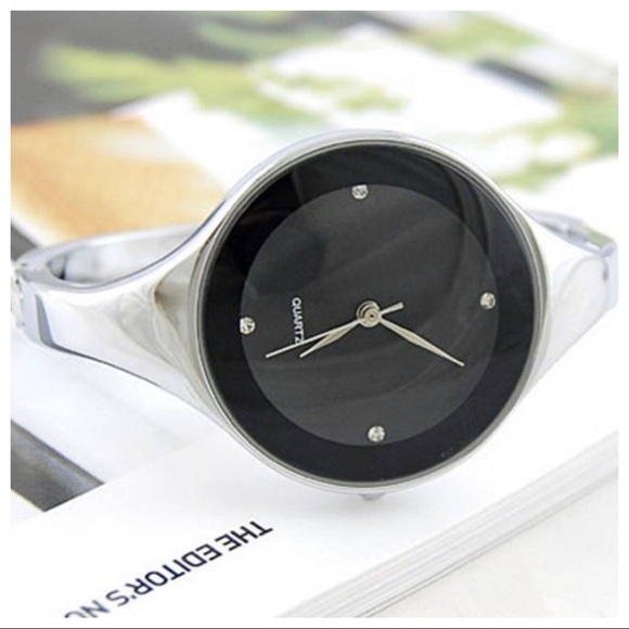 Chic Stylish Bangle Wristwatch - Picture 2 of 7